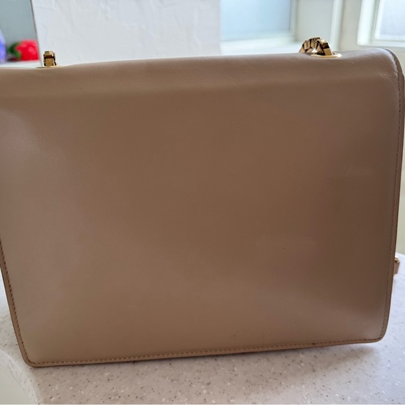 Salvatore Ferragamo Thalia Bag in Macadamia color - Picture 5 of 11